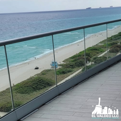 commercial-window-cleaning-miami-beach-brickell-downtown-miami-aventura-2