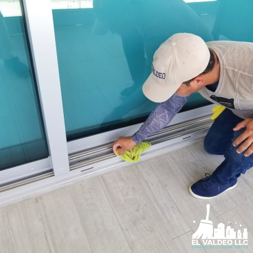 servicio-de-limpieza-de-cristales-ventanas-y-vidrios-en-miami-beach-coral-gables-aventura-brickell-6