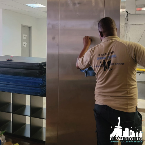 compañía de servicio de limpieza profunda en miami beach